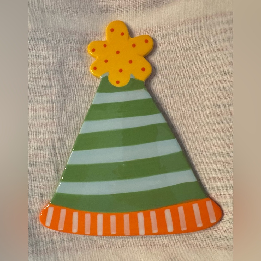 Large Party Hat attachment